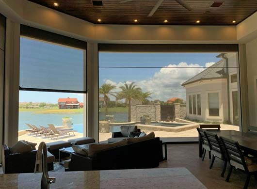 MagnaTrack Motorized Screens